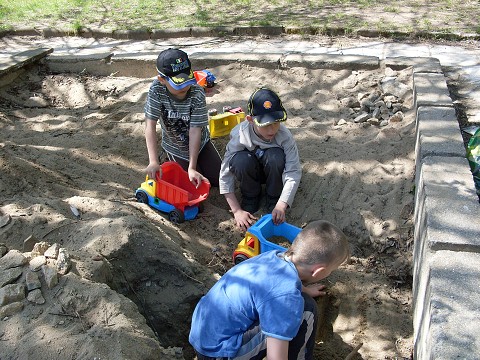 img00017.jpg