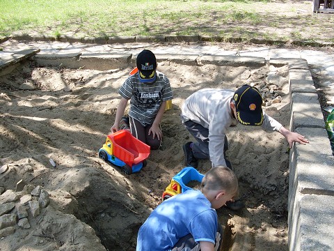 img00018.jpg