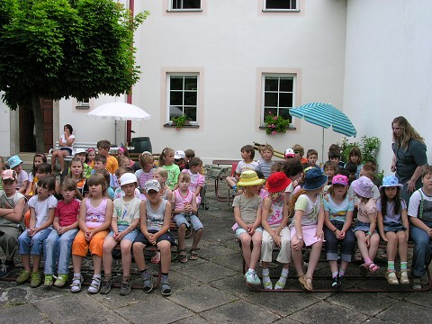 img00002.jpg