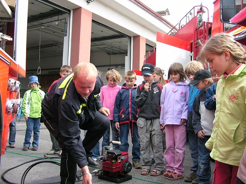 img00008.jpg