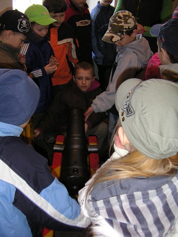 img00045.jpg
