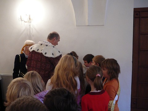 img00019.jpg