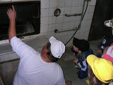 img00003.jpg