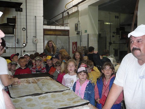 img00021.jpg