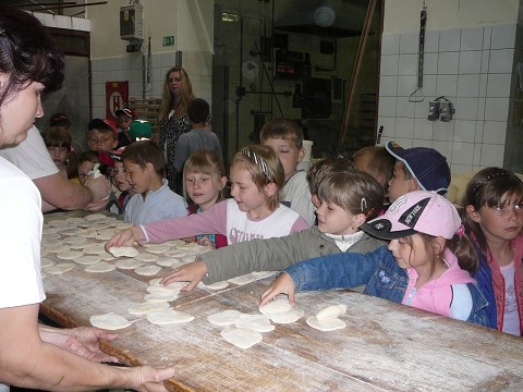 img00023.jpg