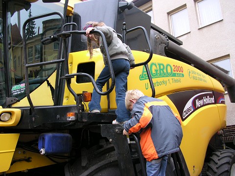 img00005.jpg