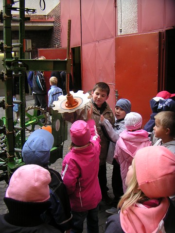 img00008.jpg